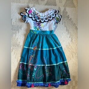 NWT Disney Encanto Mirabel Costume